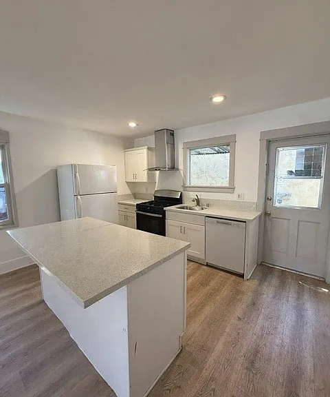 1347 N Citrus Ave — Photo 6