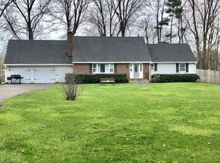 3550 Lake Rd, Sheffield Lake, OH 44054