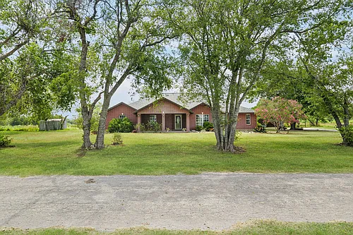 135 County Road 4519 Photo 1 135 County Road 4519 Photo 1
