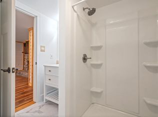 105 Middle Jam Rd, Gorham, ME 04038