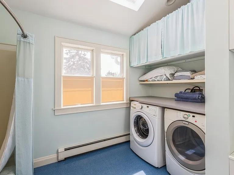 24 N Harbor Dr — Photo 16