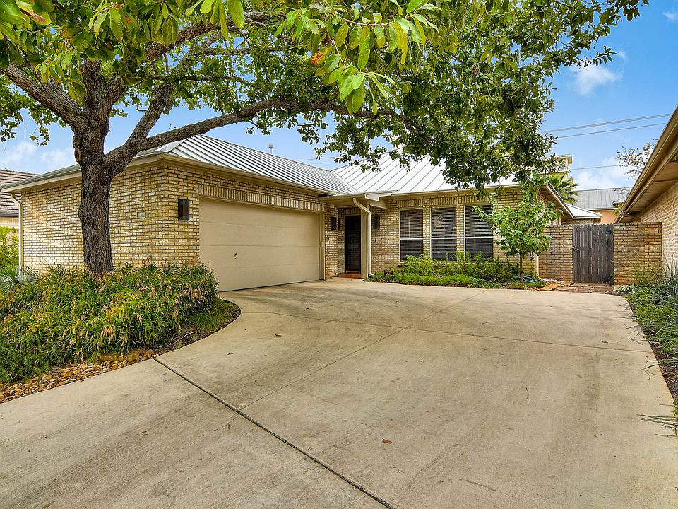 1st image of 37 Campden Cir