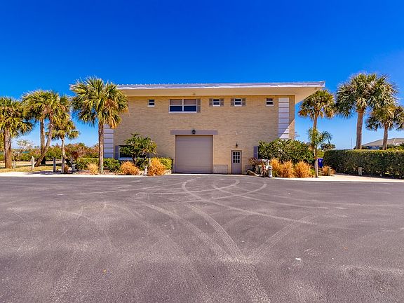 5th image of 3520 Marthas Ln