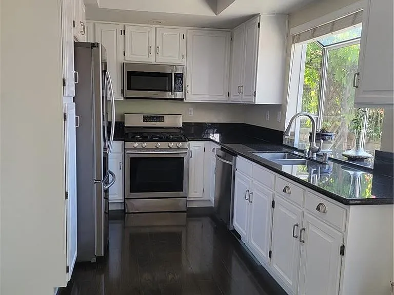 6208 Smokey Hill Ln — Photo 9