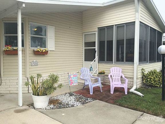 Entrance to sun porch