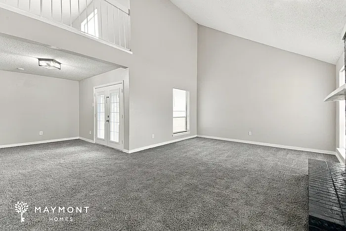 4 bed, 2.5 bath, 2194 sqft, $2,645 — Photo 4