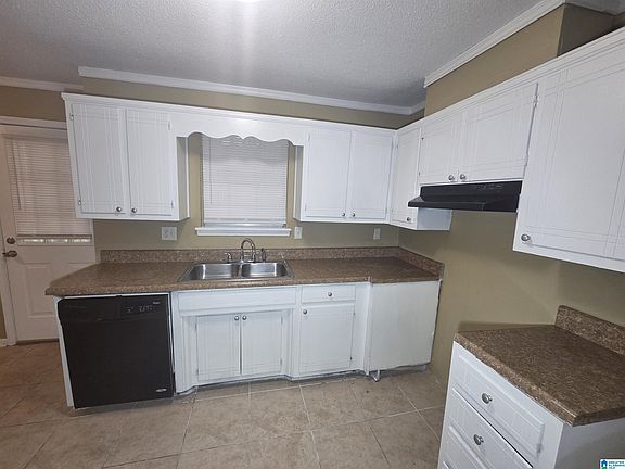 5th image of 3149 Cobblestone Dr