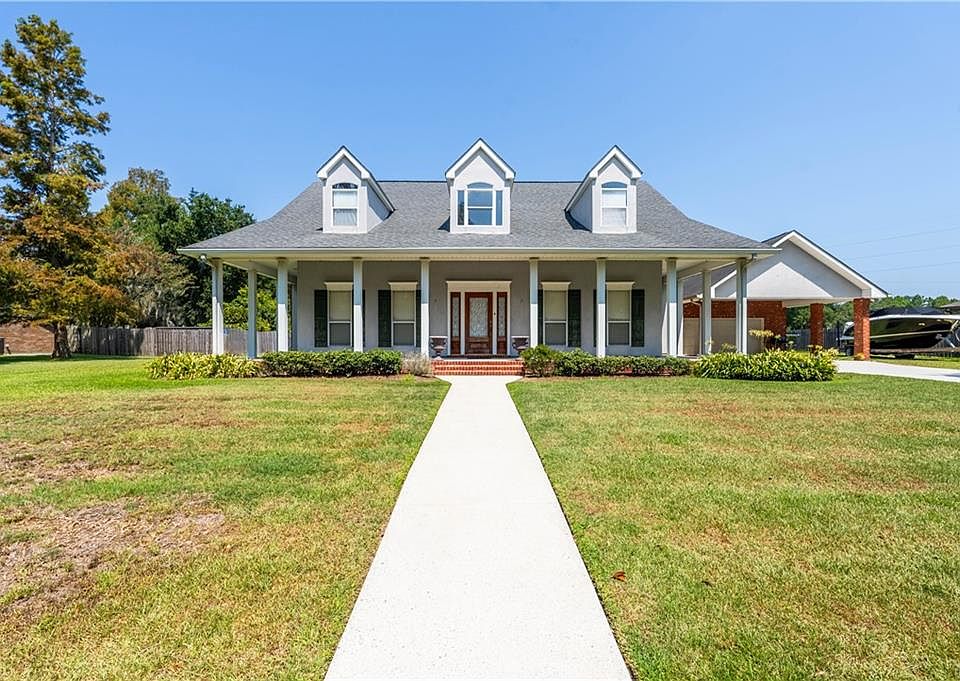 1st image of 140 Adam Dr