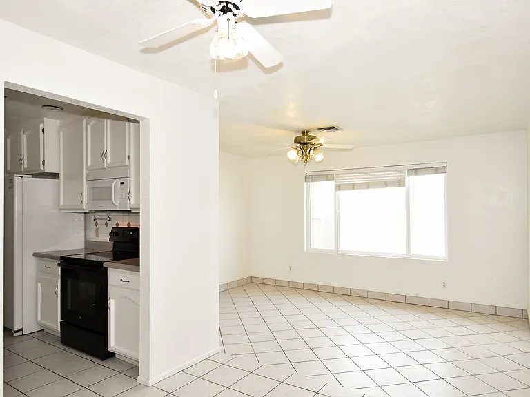 3477 E Cuadrilla Ln — Photo 5