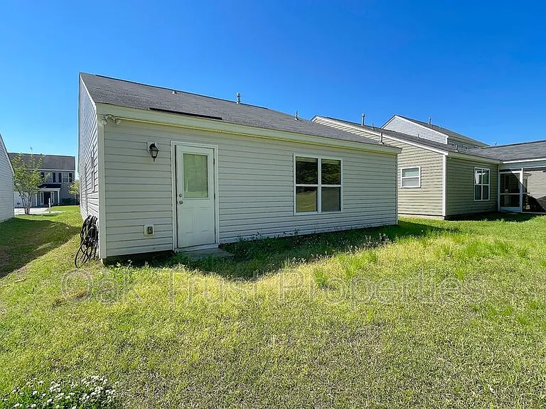 255 Coosawatchie St — Photo 17