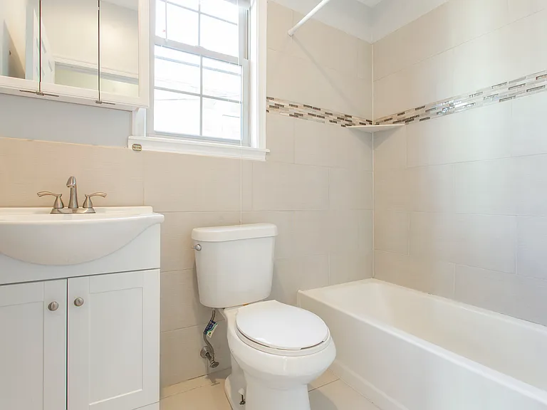 2532 Amber St #2 — Photo 10