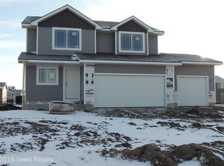 909 NW Sienna Dr, Grimes, IA 50111