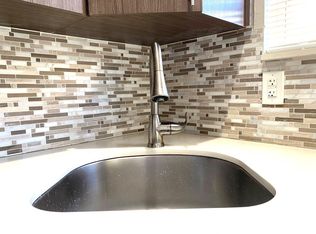 6770 SW 25th St, Miami, FL 33155