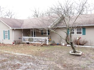 828 E Dade 52, Greenfield, MO 65635
