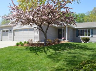 4415 Manor Woods Pl NW, Rochester, MN 55901