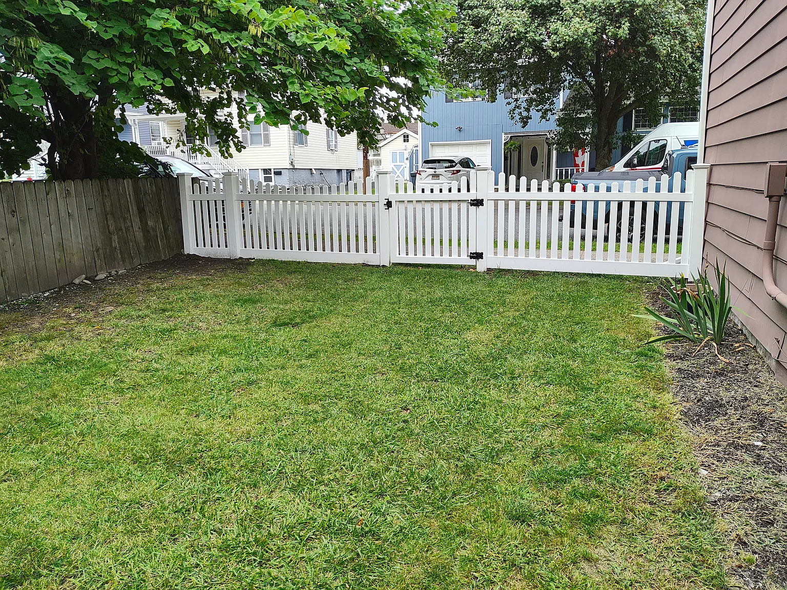 1 bed, 904 sqft, $2,200 — Photo 3