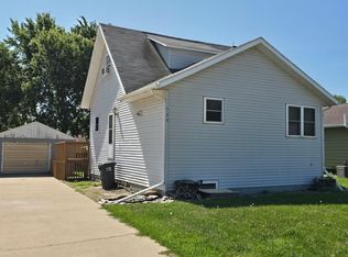 729 4th Ave, Brewster, MN 56119