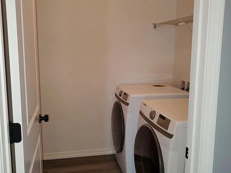 4615 W Princetown Ln — Photo 15