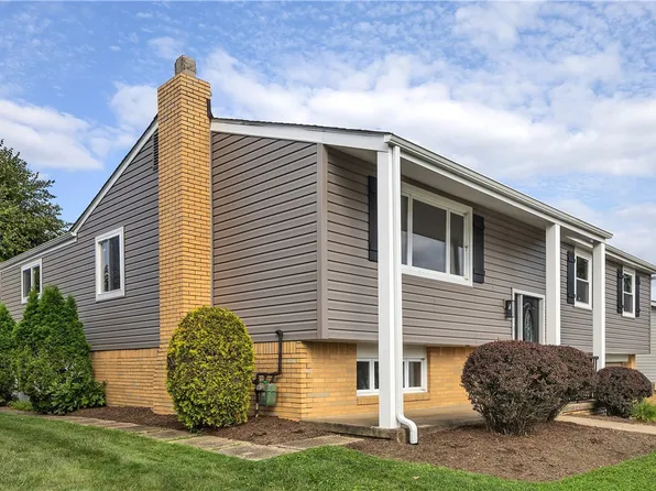 219 Darlan Hill Dr, Pittsburgh, PA 15239