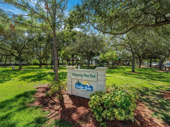 8761 Ridgeland Dr, Cutler Bay, FL 33157