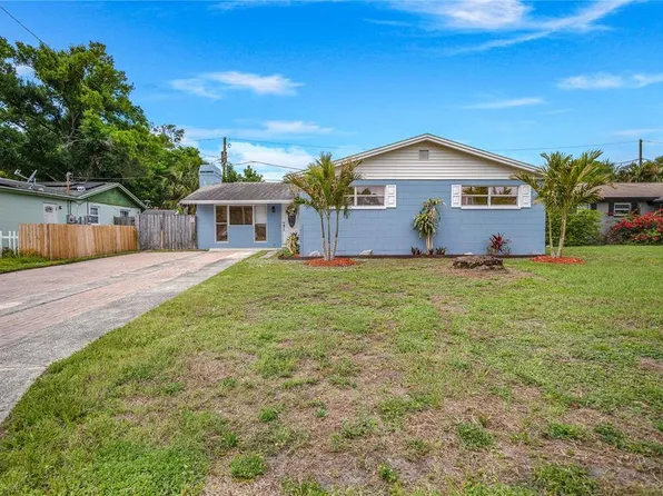 9151 Fairweather Dr, Largo, FL 33773