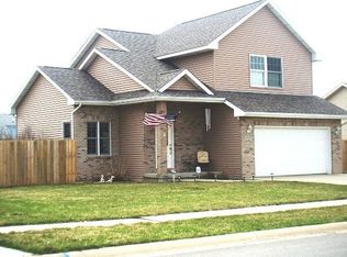 614 Granite Dr, Westville, IN 46391