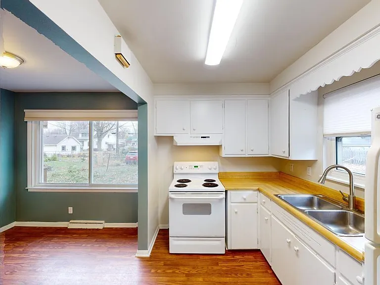 269 Crocker Blvd — Photo 4