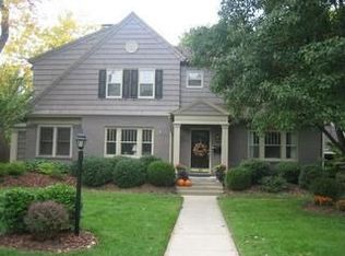 2087 Tremont Rd, Columbus, OH 43221