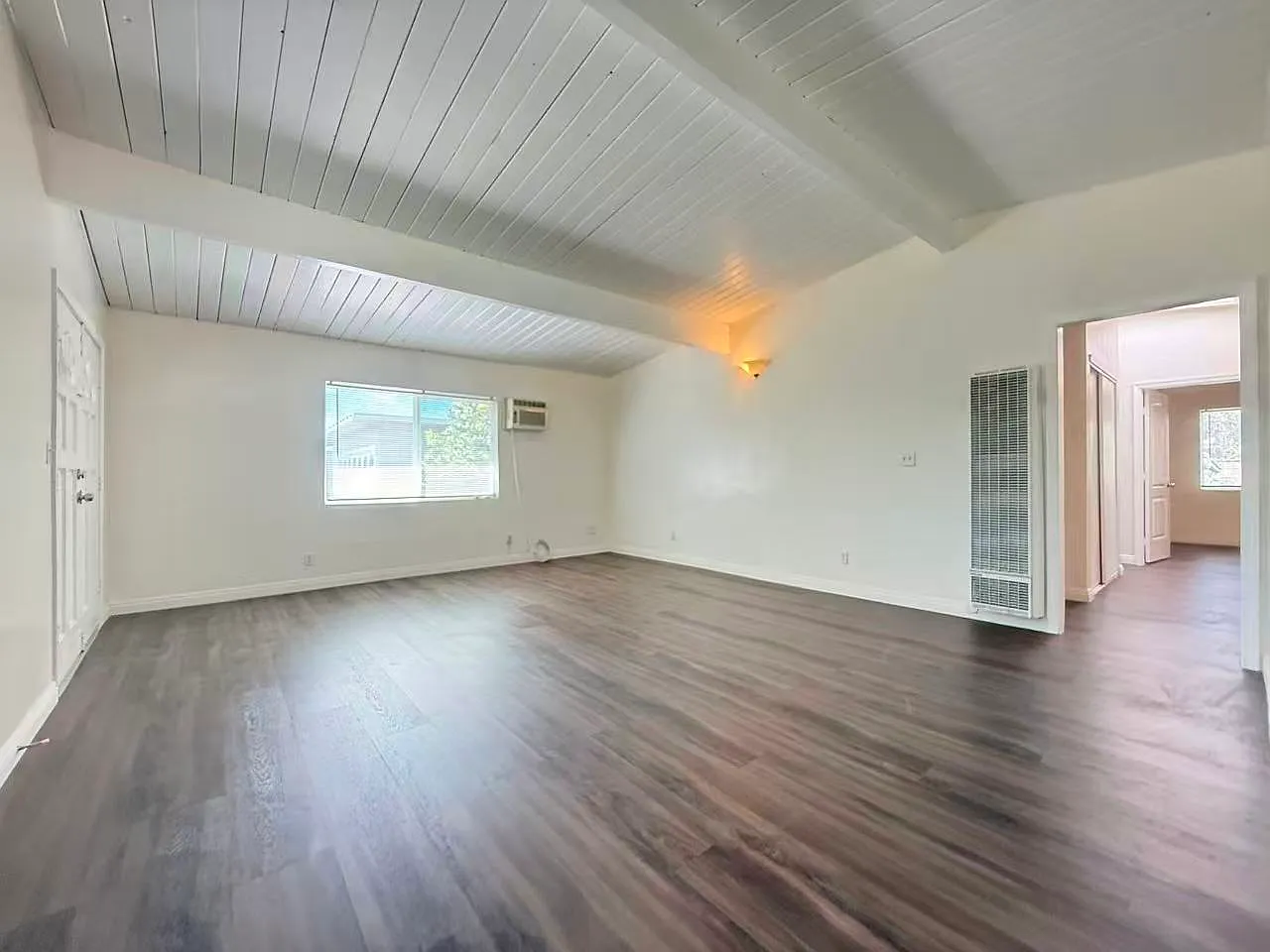 4 bed, 1634 sqft, $3,000 — Photo 4