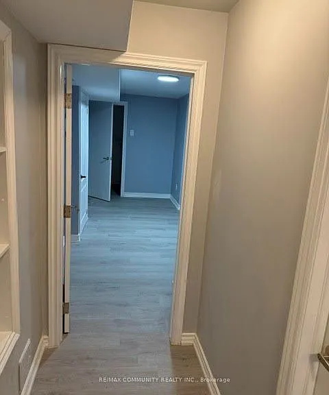 327 Mantle Ave #BASEMENT — Photo 11