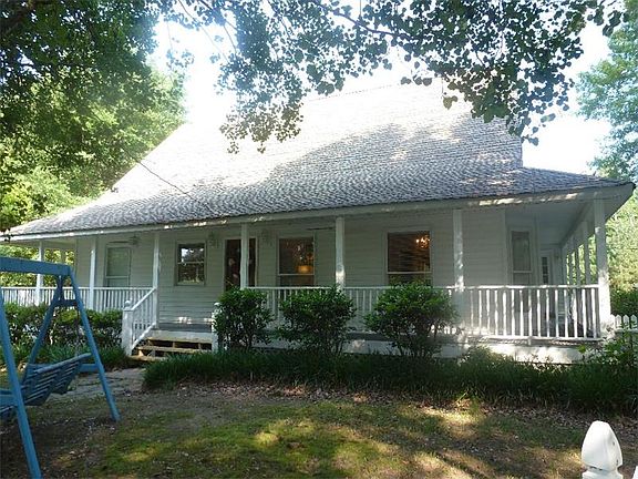 3rd image of 255 Michael Dr