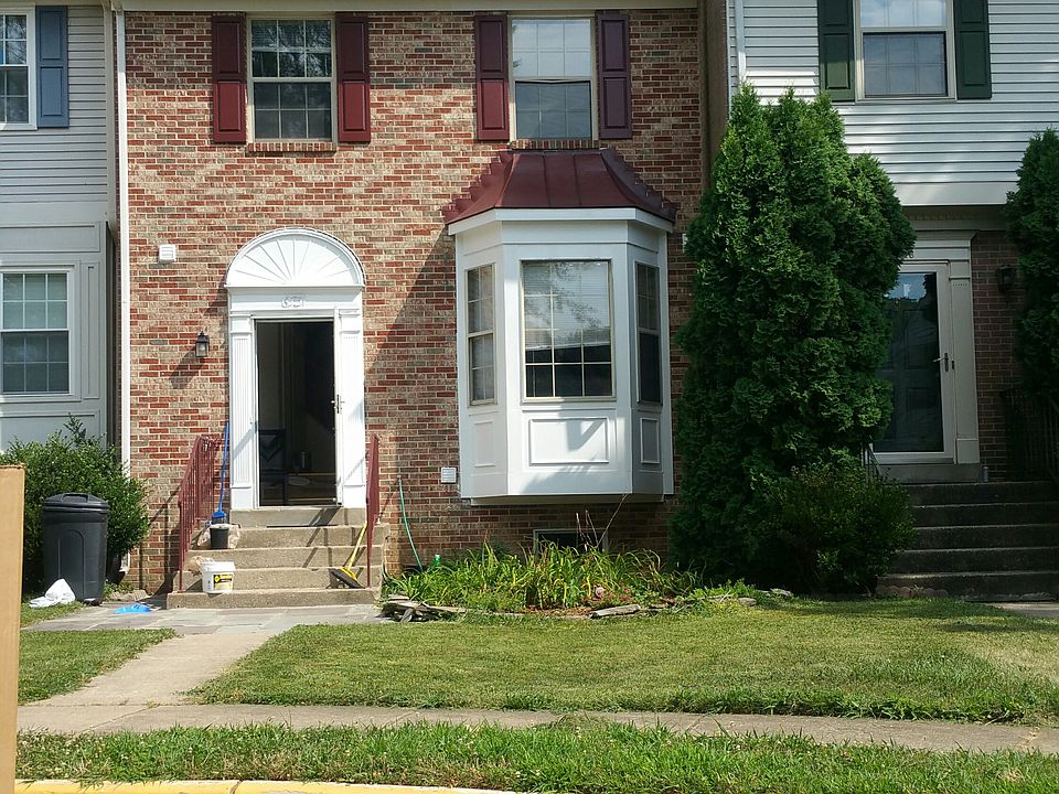1st image of 6731 Sunset Woods Ct