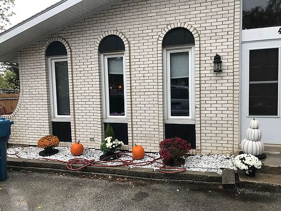 3rd image of 431 Sycamore Dr