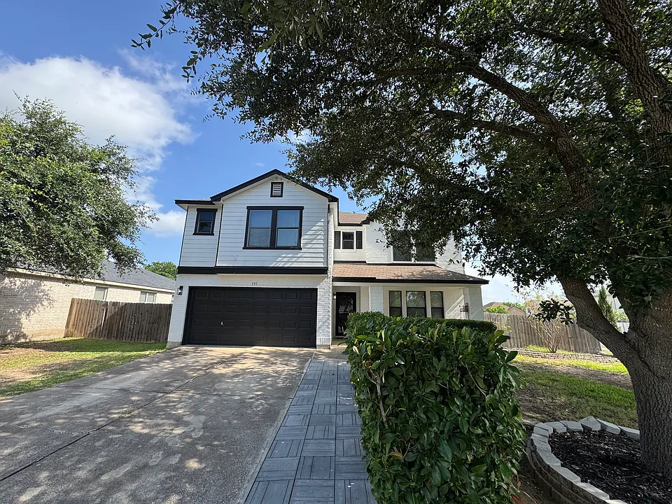 191 Mistletoe Ln