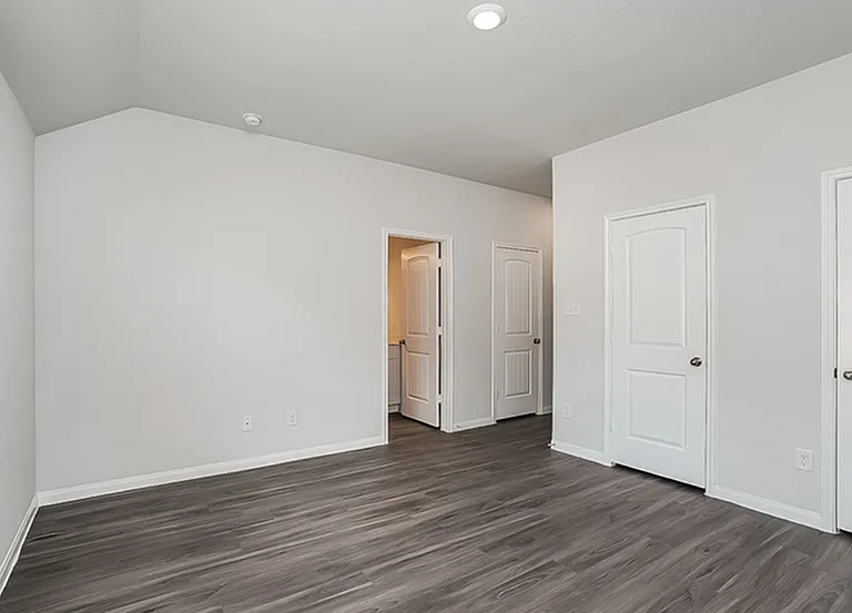 19019 Moynihan Dr — Photo 15