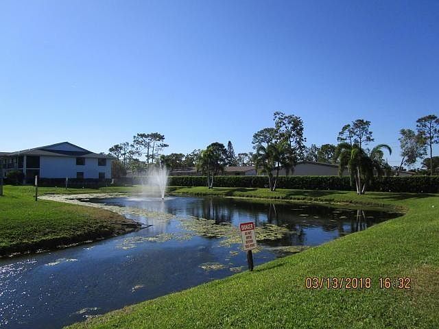1st image of 1271 SE Parkview Pl #3