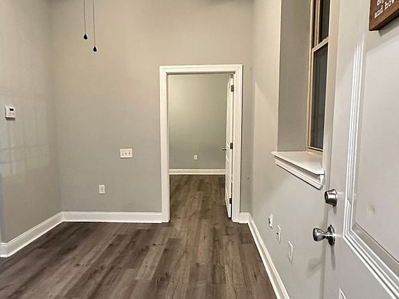 4th image of 635 W Girard Ave Unit G