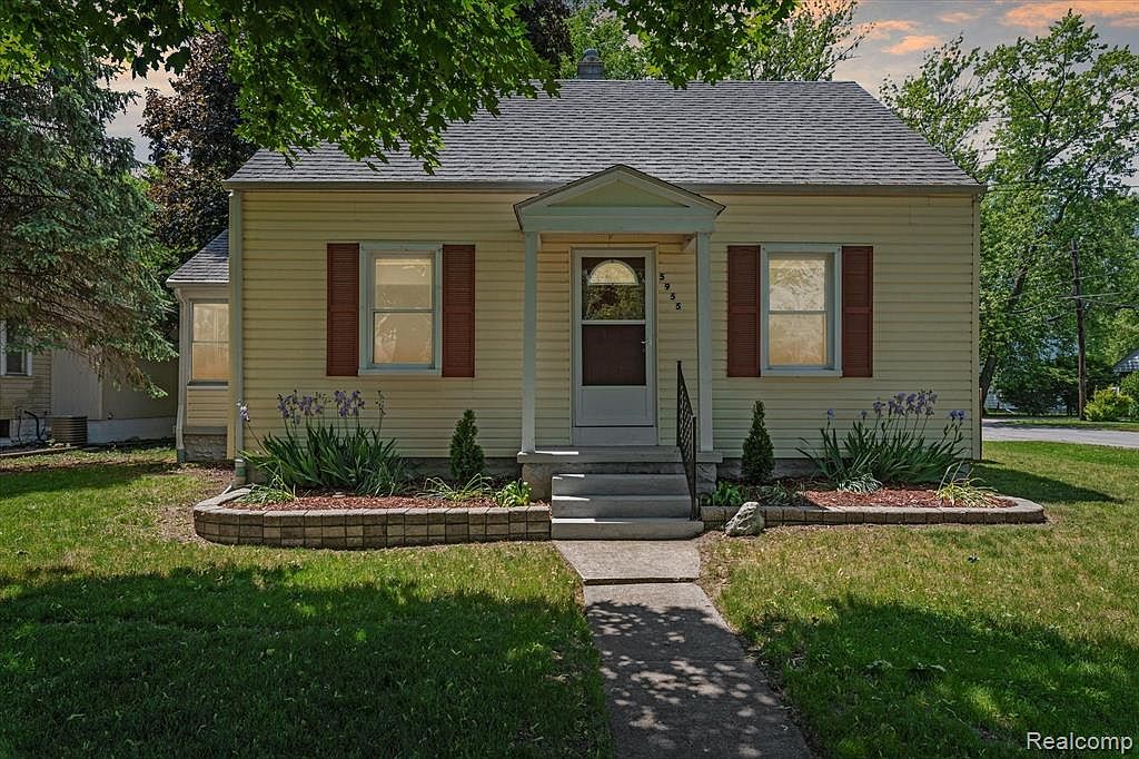 5955 Vandercook St, Monroe, MI 48161 Zillow
