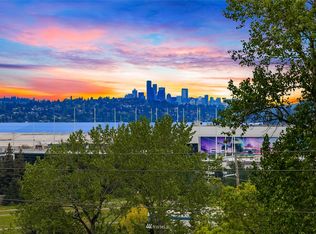 153 Capri Ave NE, Renton, WA 98056