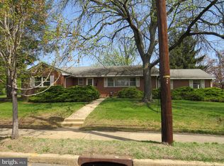 756 Yardville Allentown Rd, Trenton, NJ 08620