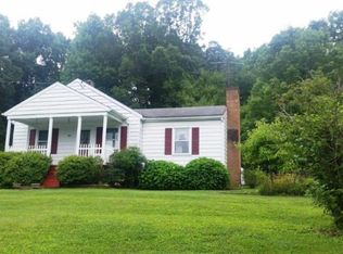 202 Woodys Lake Rd, Madison Heights, VA 24572