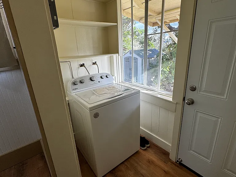 572 Laie Dr — Photo 16