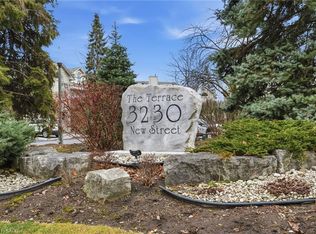 3230 New St #7, Burlington, ON L7N 1M8