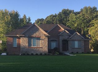 32340 Hickock Rd, Chesterfield, MI 48047