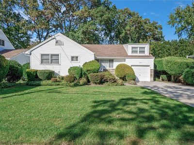 255 New Hampshire Avenue, Massapequa, NY, 11758