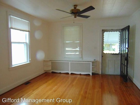 3rd image of 319 Chautauqua Ave