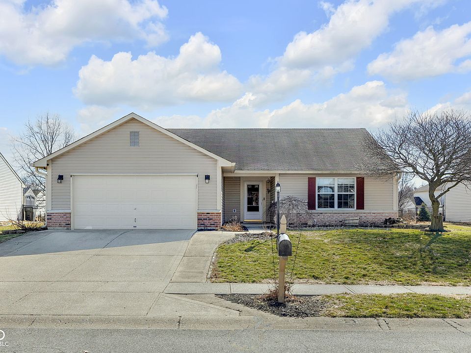 1st image of 53 Morse Cir