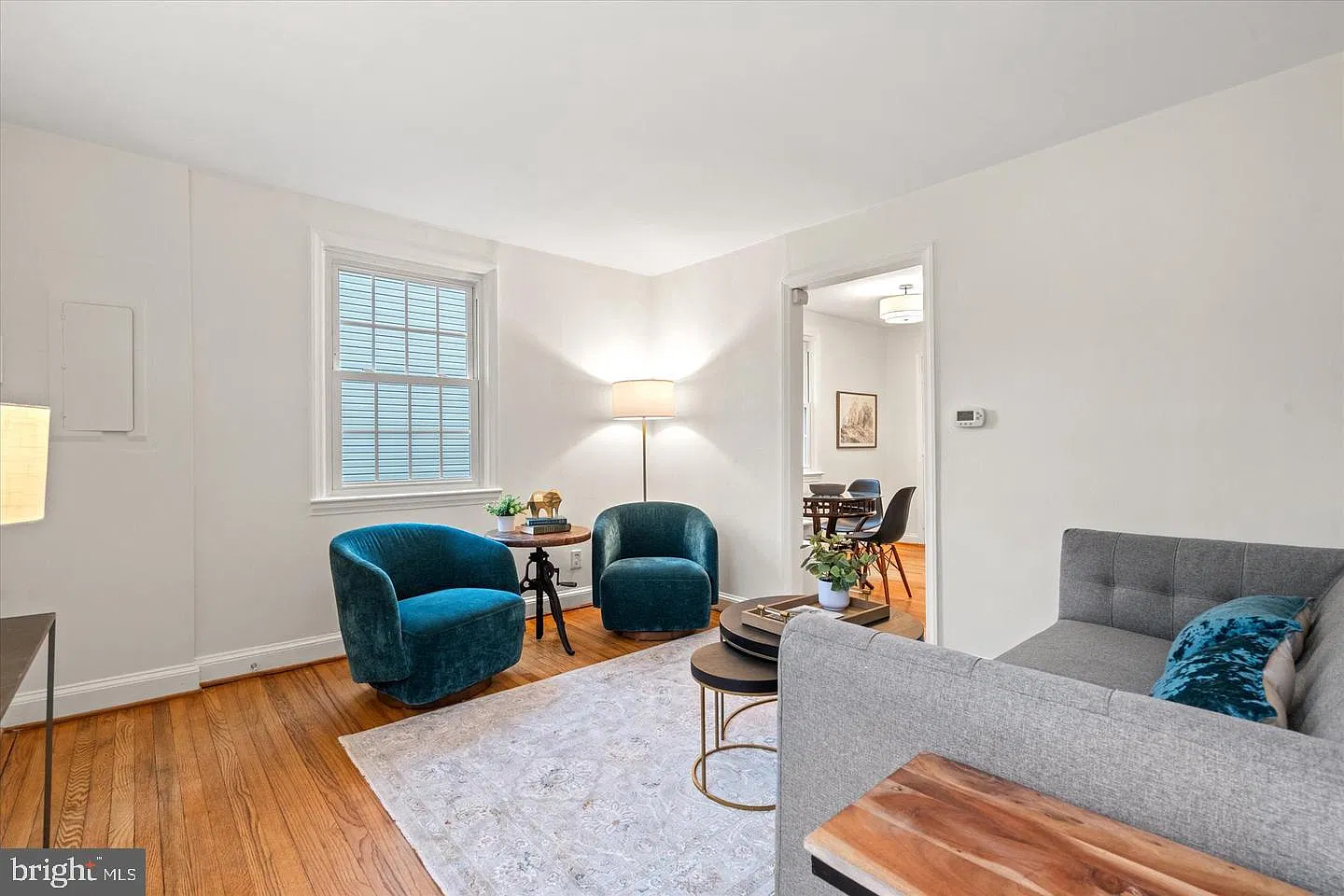 2 bed, 1.0 bath, 864 sqft, $2,800 — Photo 3
