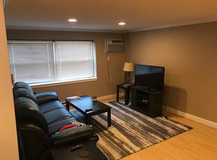588 Main St APT 1B, Stoneham, MA 02180