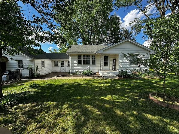 321 W North St
